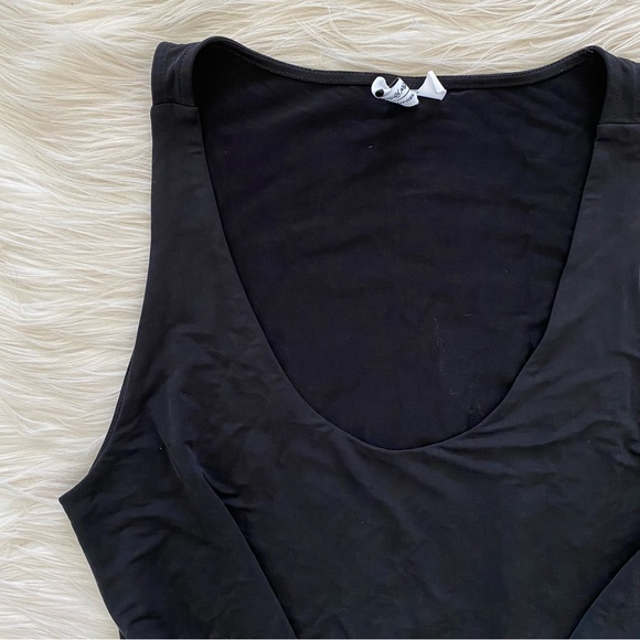 & Other Stories Black Scoop Neck Knot Tie Front Cropped Tank Top Shirt - Picture 3 of 8